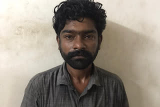 man held for stealing battery from vehicles  kollam  iravipuram  വാഹനങ്ങളിൽ നിന്നും ബാറ്ററി മോഷണം; പ്രതി പിടിയിൽ  കൊല്ലം  ഇരവിപുരം