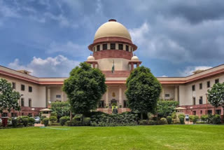 Supreme Court takes suo motu cognizance on supply of oxygen