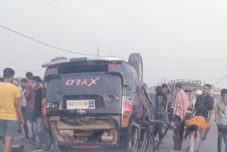 Road accident  in Palamu