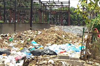 garbage in open area in raipur