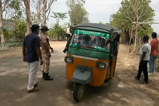 মাক্স পৰিধান নকৰা লোকৰ বিৰুদ্ধে কঠোৰ কামপুৰ প্ৰশাসন