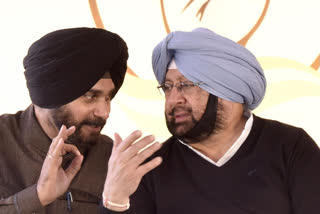 Sacrilege case probe: Sidhu accuses Amarinder of evading responsibility