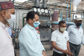 Assembly Speaker inspects Rishikesh IDPLs Oxygen Plant