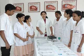 Immediate orders for recruitment of 400 nurses and 140 technicians for government medical colleges