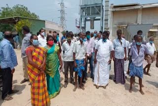 supporters reqesting to govt to open sterlite to produce oxygen