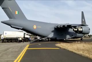 aircraft help to carry oxygen tanker in indore