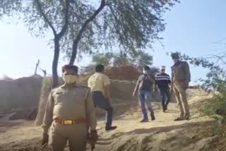 man shot dead in firozabad