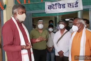 union-minister-pahlad-patel-removed-hospital-inspection-angry-over-low-vaccination