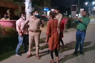 two girls beat up a young man in bareilly