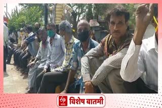 Aurangabad workers in lockdown