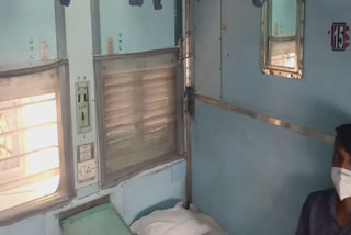 20 TRAIN COACHES CONVERTED INTO COVID CENTER IN BHOPAL