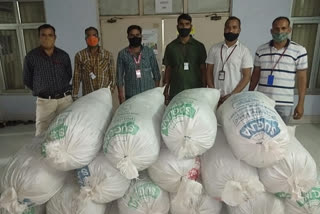 1.5 crore rupees hemp found in truck in gwalior , smuggler was going from Orissa to Delhi