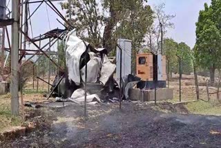 Naxalites tried to demolish mobile tower