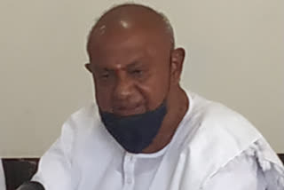 Deve Gowda, COVID spread