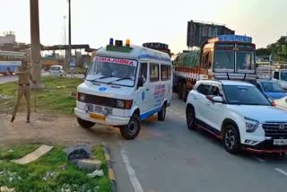 curfew-dot-dot-dot-ambulence-facing-travel-problem-in-anekal