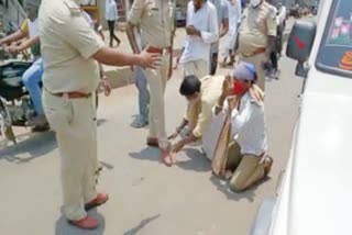 driver-lay-down-to-police-officer-for-requesting-to-release-his-vehicle