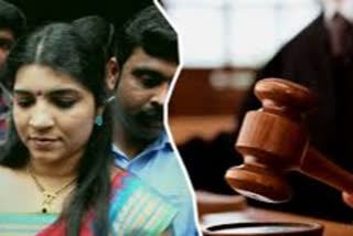 Saritha  Saritha jailed for six years in solar scam case  സോളാർ തട്ടിപ്പ് കേസിൽ സരിതയ്ക്ക് ആറുവർഷം കഠിന തടവ്  സോളാർ തട്ടിപ്പ് കേസ്  സരിത  കോഴിക്കോട്  കോഴിക്കോട് വാർത്തകൾ