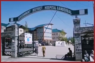 'گاندربل کے ضلعی ہسپتال کو کووڈ مریضوں کے لیے خاص نہ کیا جائے'