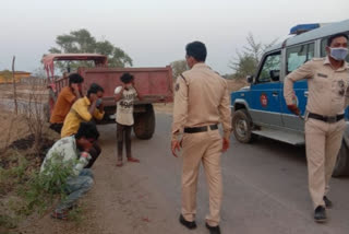 katghora-police-action-on-lockdown-violation-in-korba