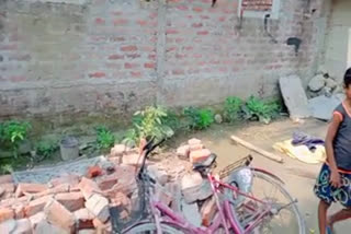 badly-damaged-by-earthquake-in-dhing-etv-bhaarat-news
