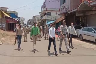 narayanpur-collector-and-sp-flag-march-for-corona-awareness