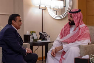 रिलायंस, सऊदी अरामको ने नकद, शेयर सौदे पर बातचीत की है : रिपोर्ट