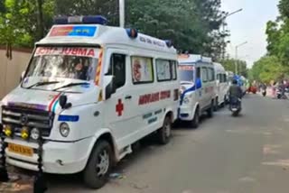 ambulance queue near Somanahalli Crematorium