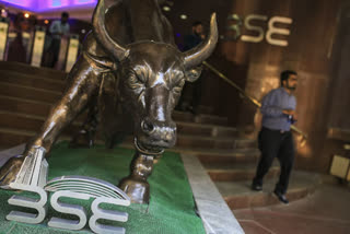 Sensex, Nifty end marginally higher on F&O expiry