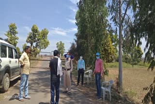 koriya-sp-chandramohan-singh-dot-inspects-chhattisgarh-madhyapradesh-border