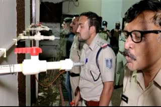 indigenous-jugaad-of-indore-police-caught-by-coronation-and-rescued-from-corona