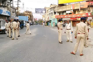 Bengal imposes COVID curfew; markets to be open twice a day