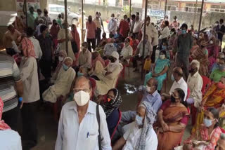 SOCIAL DISTANCING RULES BROKEN BY PEOPLE AT VACCINATION CENTER