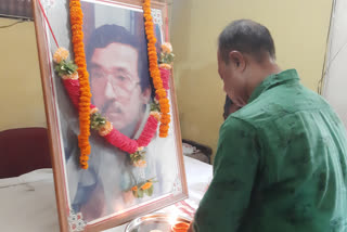 srodhanjoli-7th-death-anniversary-for-jounalist-pranab-singha