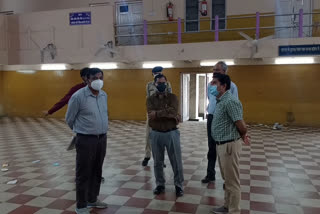 Sirmour DC Dr. RK Paruthi visited Medical College Nahan