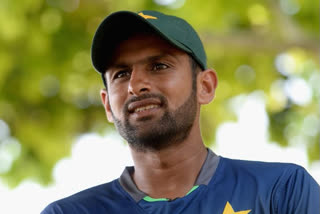 I have no plans to retire now says Shoaib Malik