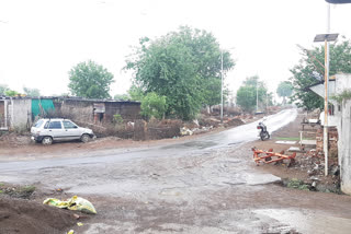 In Amravati district, untimely rains hit onion and orange orchards