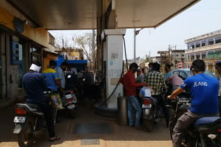 petrol pump will remain close for five more days in shivpuri