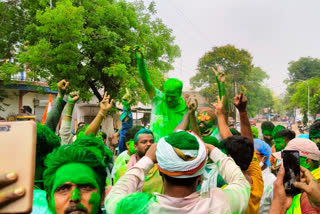 مغربی بنگال میں جشن کا ماحول