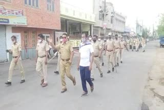 कोरोना गाइडलाइन की पालना की अपील, Flagmarch in Bijayanagar market,  District administration team visit