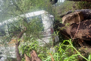 many vehicles were damaged due to storm and rain in Bijapur