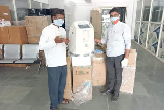 District hospital gets 17 oxygen concentrators