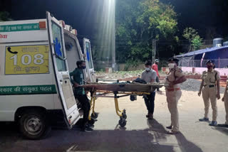 Koderma RPF transported injured woman to hospital