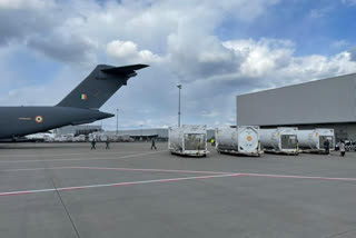 airlifts cryogenic oxygen  oxygen containers from Frankfurt to Hindan  Air Force's C-17 airlifts cryogenic oxygen  ഓക്‌സിജൻ  ഓക്‌സിജൻ നൽകി ജർമ്മനി