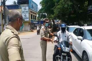 shimogga police took action on people who violate curfew rules