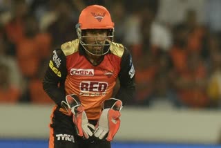 Sunrisers Hyderabad wicketkeeper Wridhiman saha tested covid positive