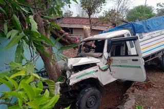 2-people-of-uttar-pradesh-died-in-road-accident-in-chaibasa