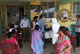 corona kits and vaccines shortage in yadagirigutta  PHC