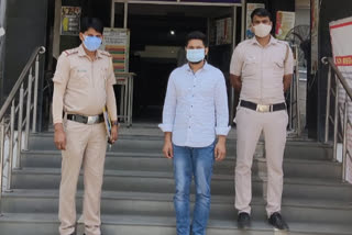 sarita vihar police arrested medical shop owner in delhi