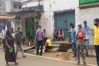 workers-are-not-getting-work-due-to-lockdown-in-dumka