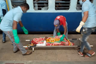 Itarsi: Passenger dies of fever in LTT-Gorakhpur Express